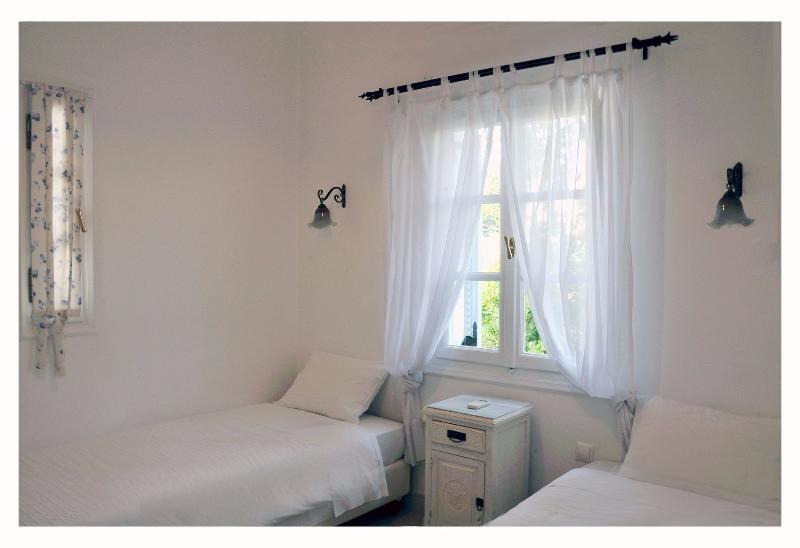 Villa Nika spetses Hotel - Oda