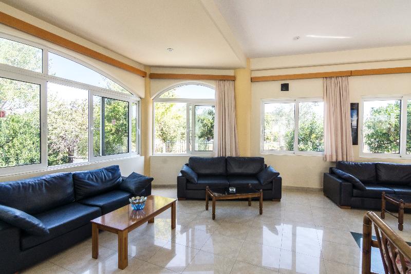 Tivoli Hotel - Lobi