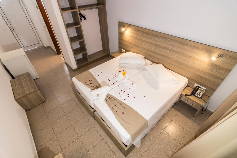 Tivoli Hotel - Oda