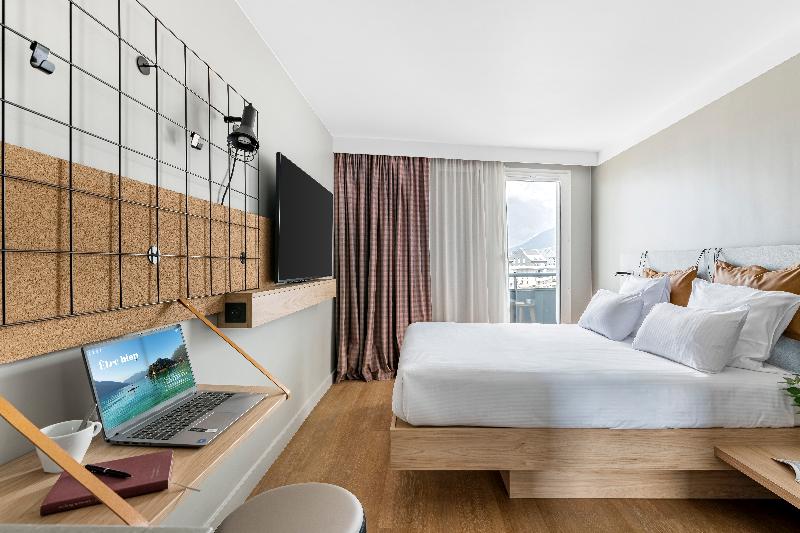 Moxy Annecy - Genel