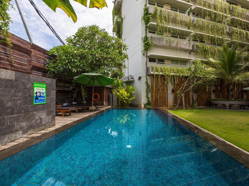 Grandmas Tuban Hotel - Havuz