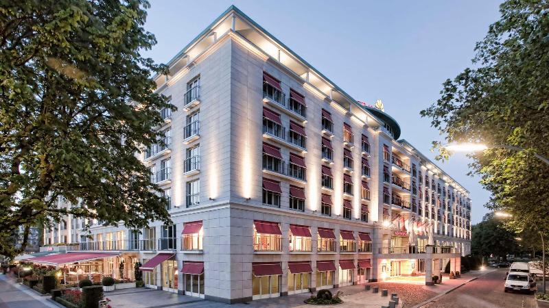 Grand Elysée Hamburg - Genel