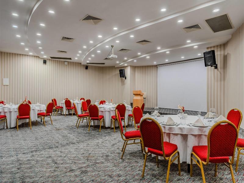 Ramada Plaza By Wyndham Izmir - Toplantı