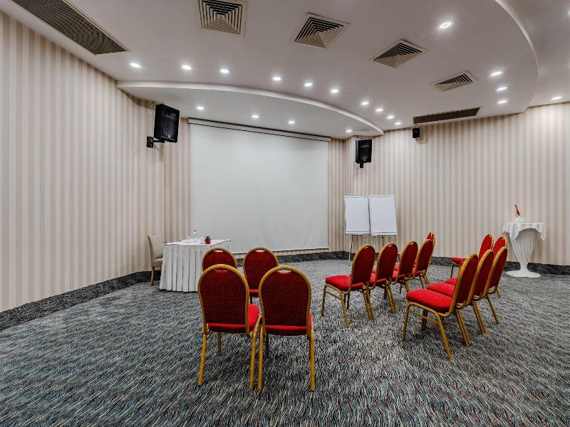 Ramada Plaza By Wyndham Izmir - Toplantı