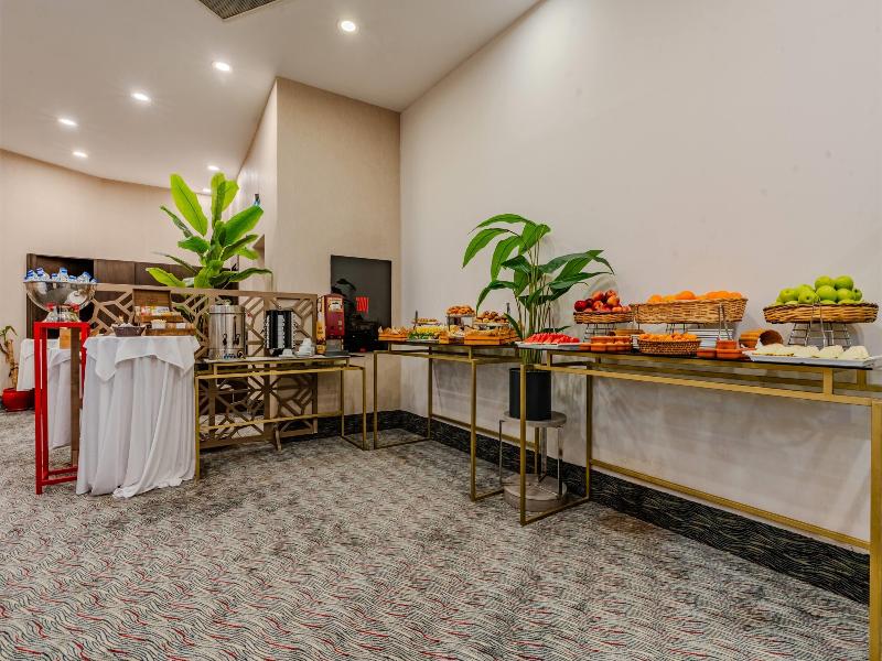 Ramada Plaza By Wyndham Izmir - Toplantı