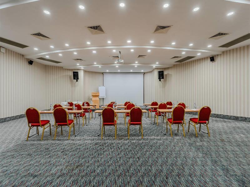 Ramada Plaza By Wyndham Izmir - Toplantı