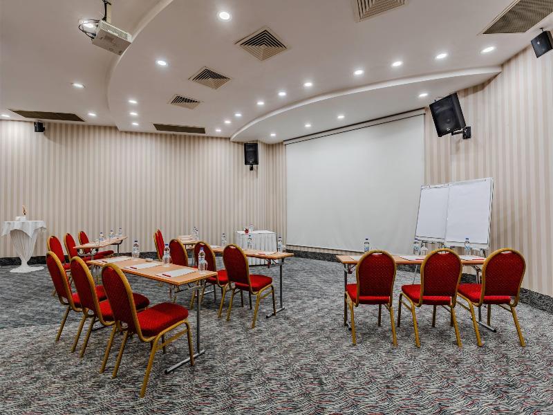 Ramada Plaza By Wyndham Izmir - Toplantı