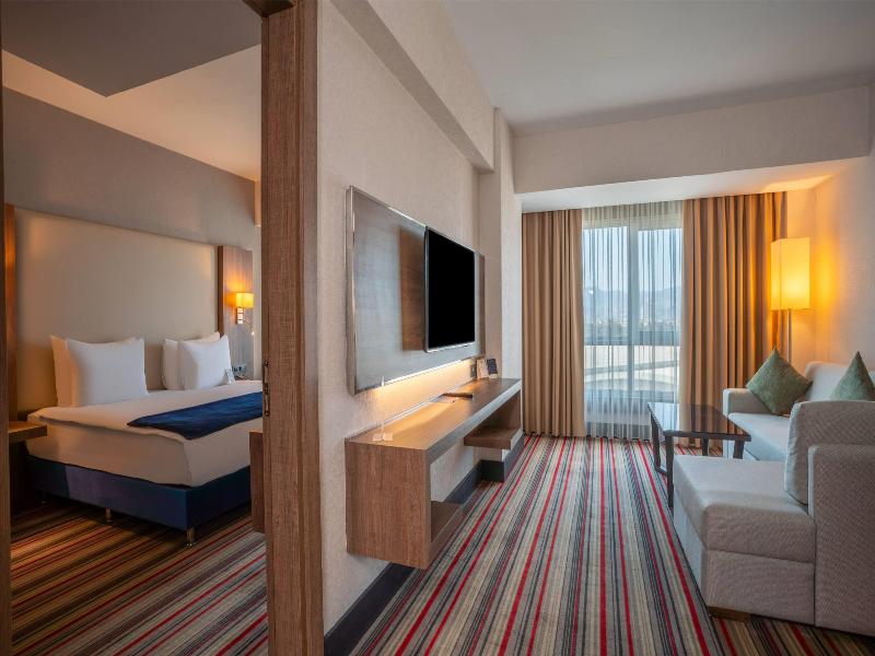Ramada Plaza By Wyndham Izmir - Oda