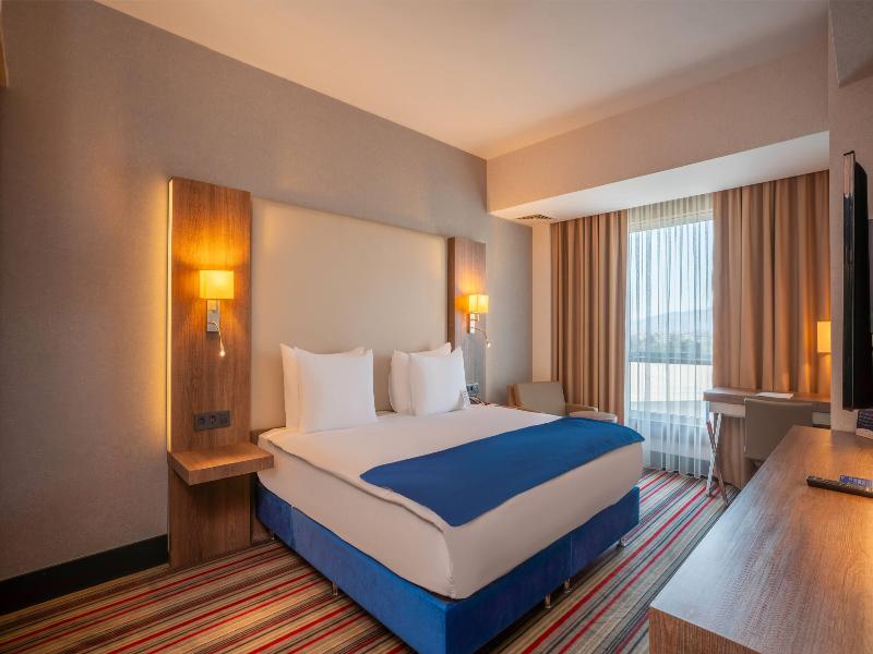 Ramada Plaza By Wyndham Izmir - Oda