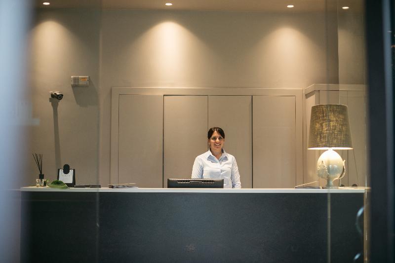 Hotel Aloisi - Lobi