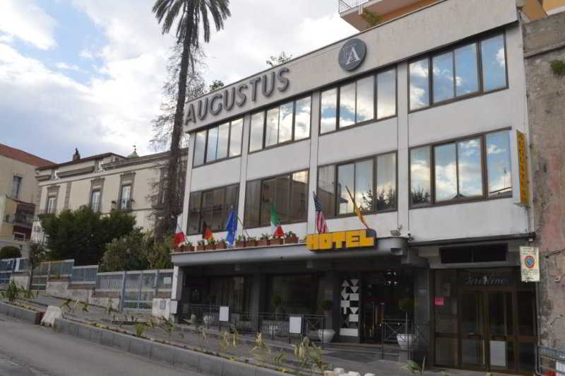 Augustus otel fotoğrafı