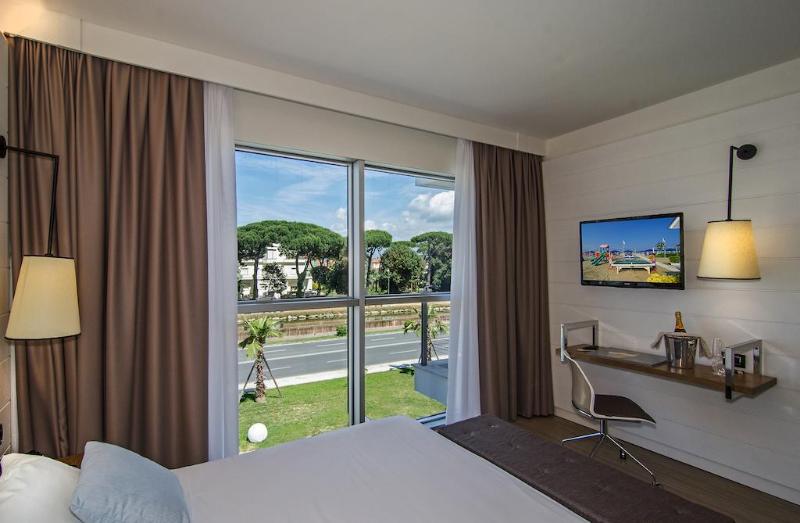 Hotel Viareggio - Oda