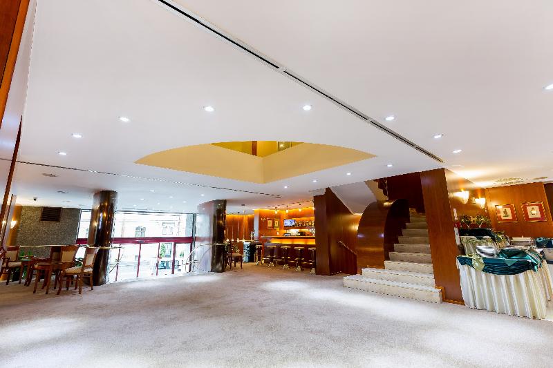 Duke Hotel Romana - Lobi