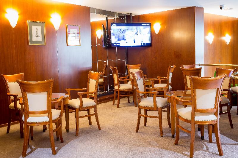 Duke Hotel Romana - Lobi