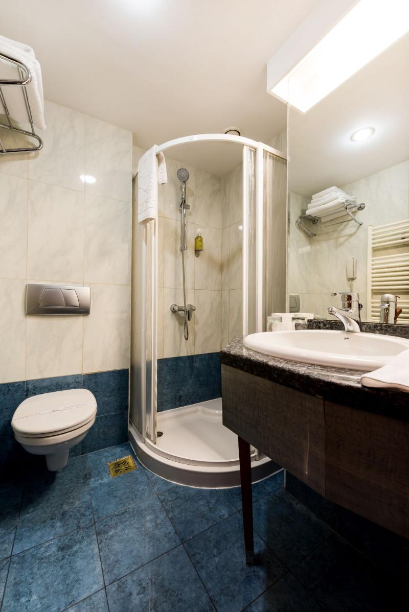 Duke Hotel Romana - Oda