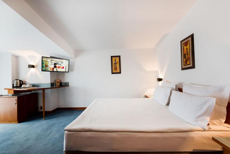 Duke Hotel Romana - Oda