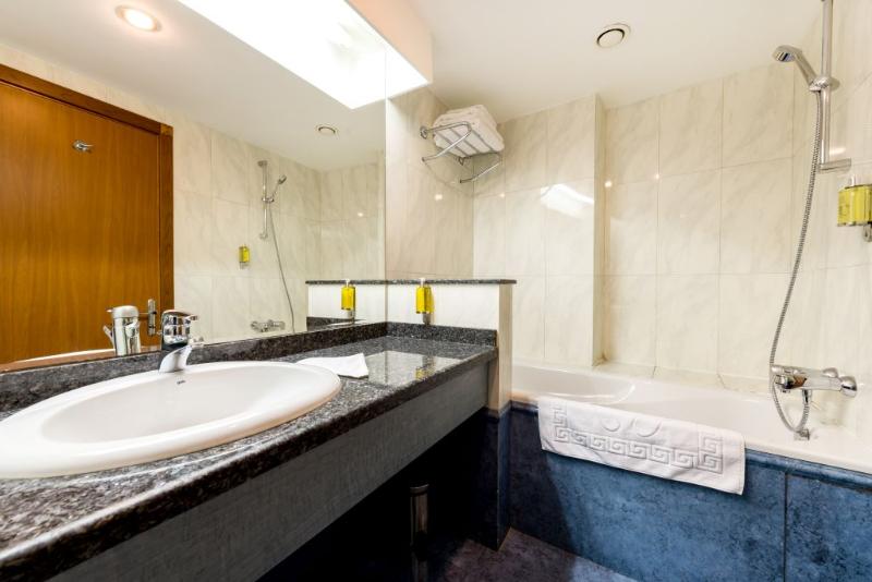 Duke Hotel Romana - Oda