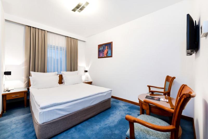 Duke Hotel Romana - Oda