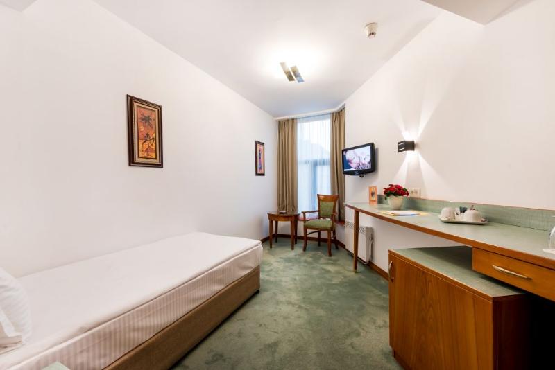 Duke Hotel Romana - Oda