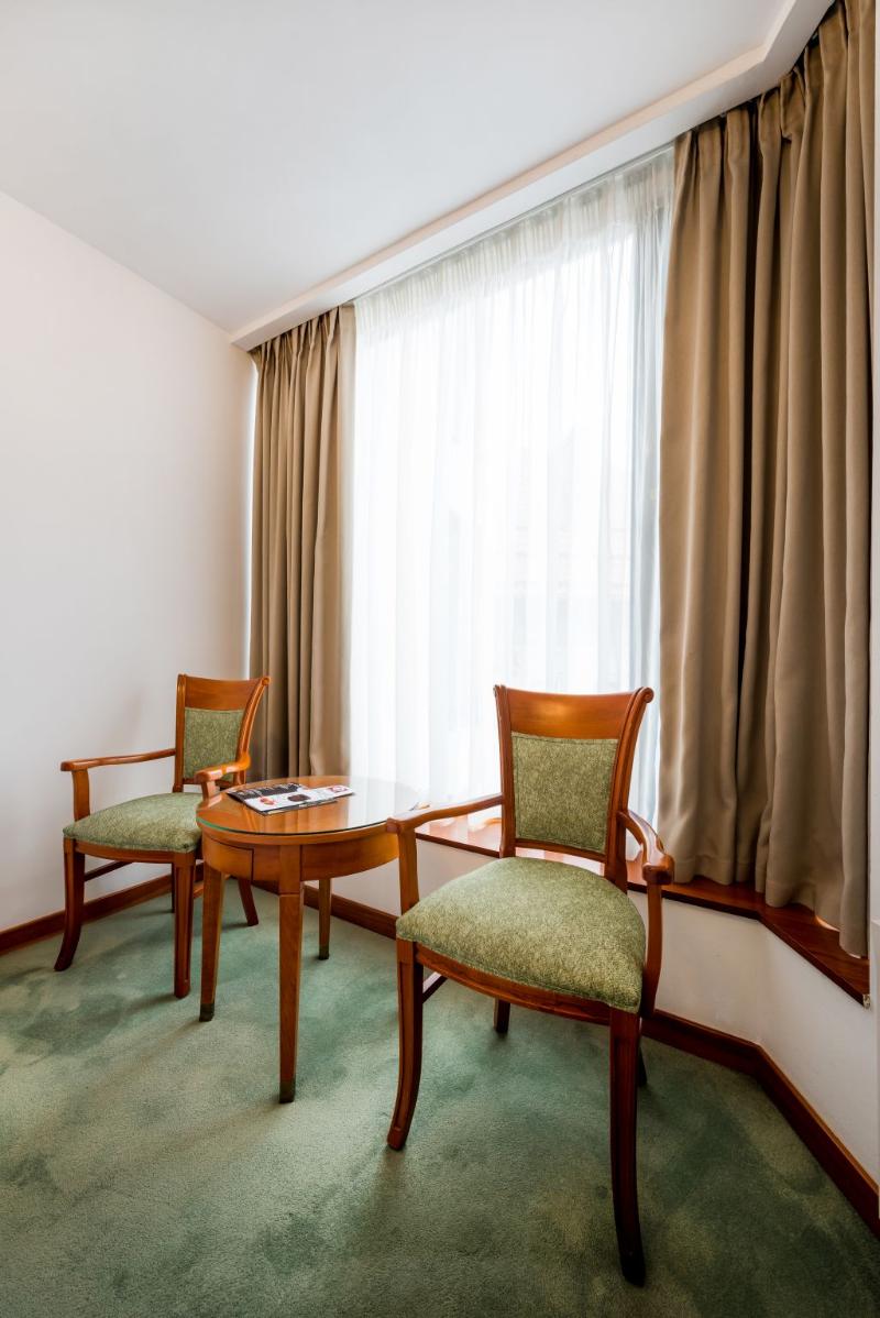 Duke Hotel Romana - Oda