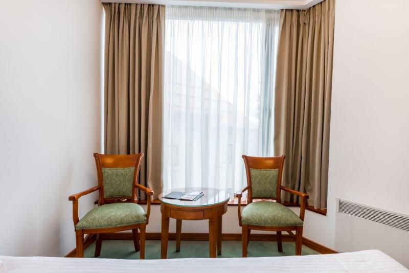 Duke Hotel Romana - Oda