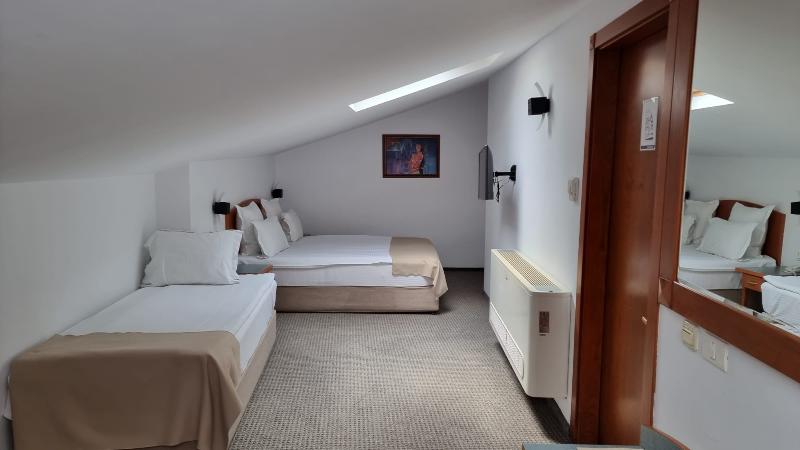Duke Hotel Romana - Oda