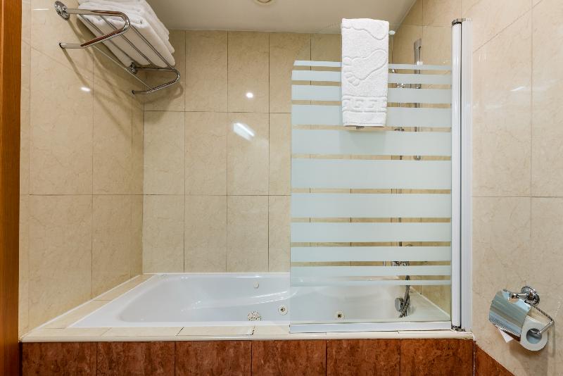 Duke Hotel Romana - Oda