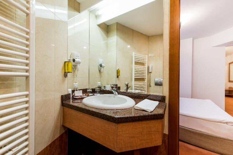 Duke Hotel Romana - Oda