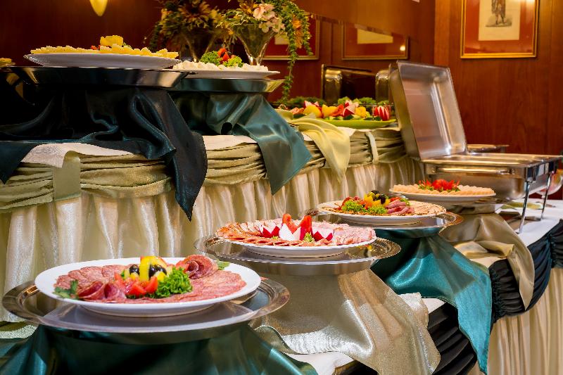 Duke Hotel Romana - Restoran