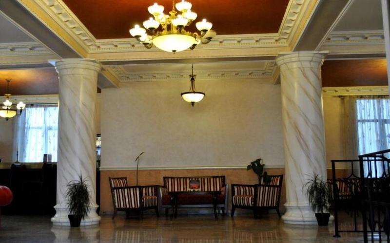 Vigo Grand Hotel - Lobi