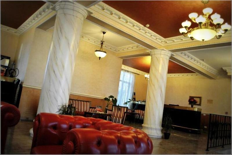 Vigo Grand Hotel - Lobi