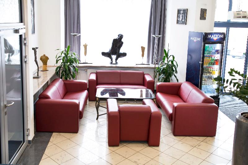 Hotel Marttel - Lobi