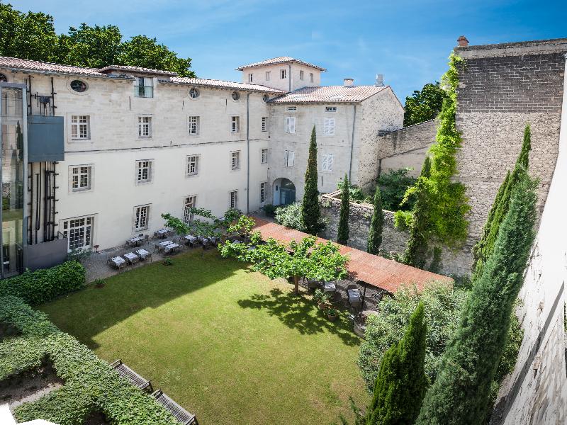 Cloitre Saint Louis - Genel