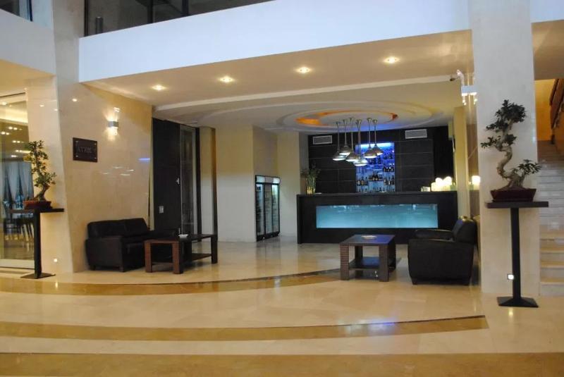 Grand Hotel Napoca - Lobi