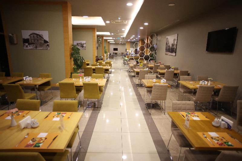 Holiday Inn Express MANISA - BATI by IHG - Restoran