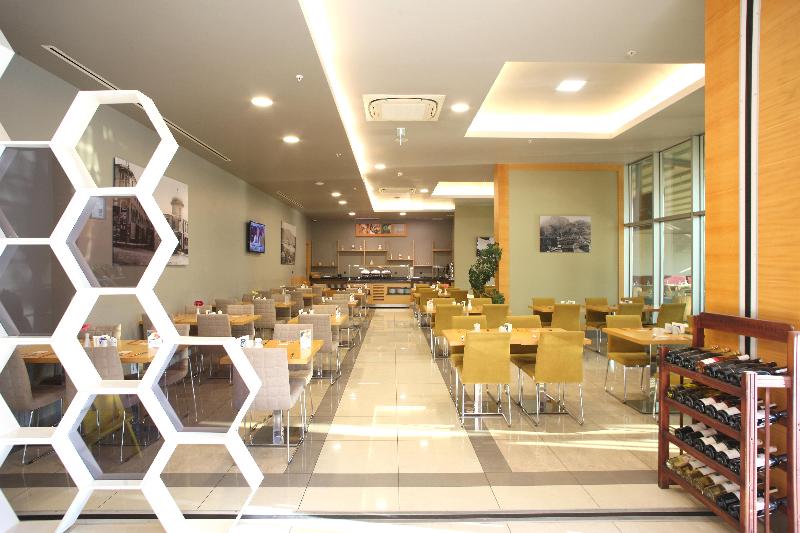 Holiday Inn Express MANISA - BATI by IHG - Restoran