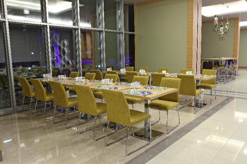 Holiday Inn Express MANISA - BATI by IHG - Restoran