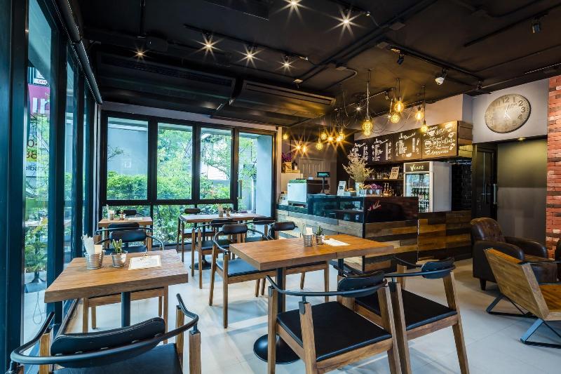 Livotel Bangkok - Bar