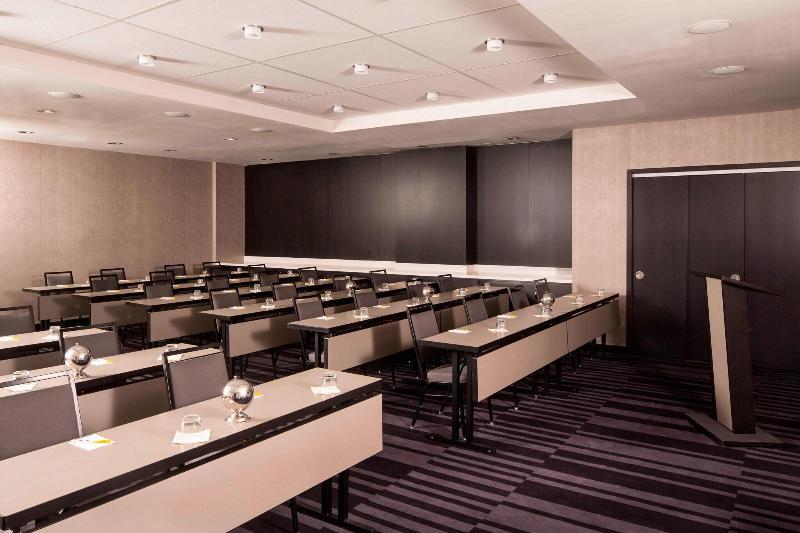 Residence Inn New York Manhattan/Central Park - Toplantı