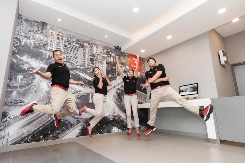 Monoloog Hotel Surabaya - Aktivite