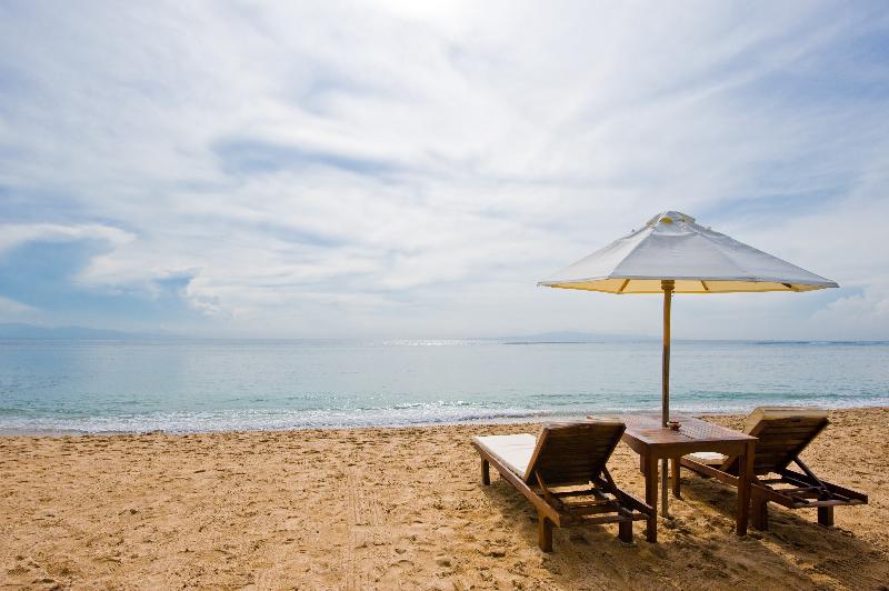 Sanur Resort Watujimbar - Plaj