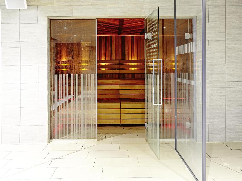 Novotel London Brentford - Genel