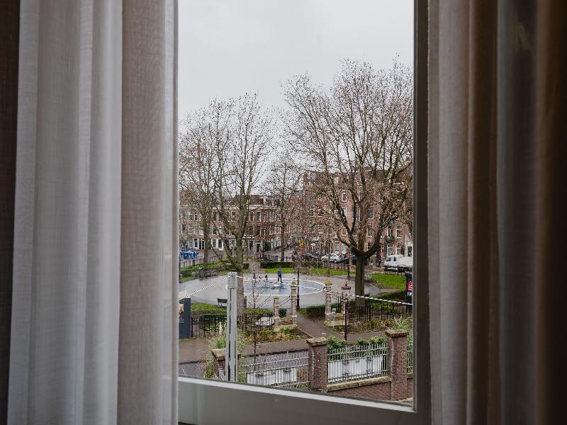 Hotel De Hallen - Oda