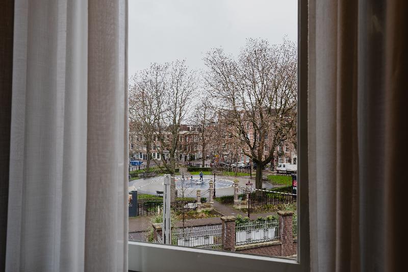 Hotel De Hallen - Oda