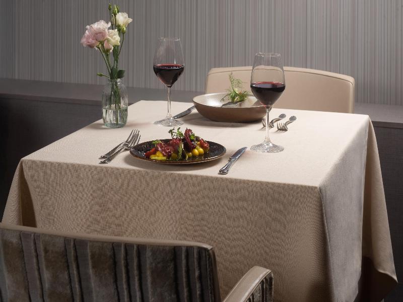 NH Parma - Restoran