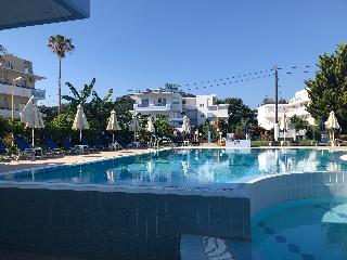Elpida Beach Studios otel fotoğrafı