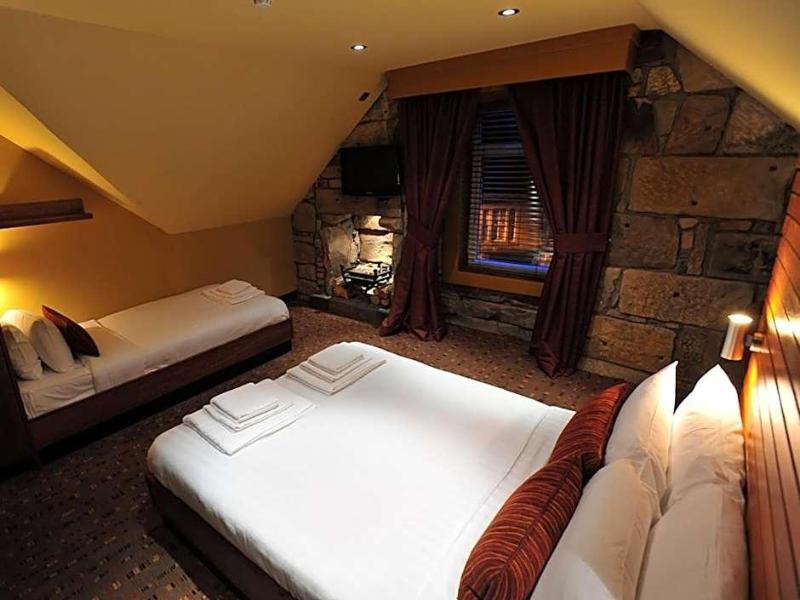 The Commercial Hotel - Genel