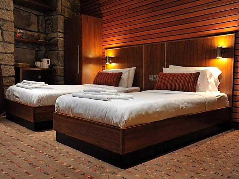 The Commercial Hotel - Genel