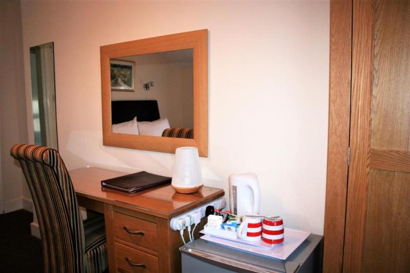 Ilfracombe House Hotel - Oda