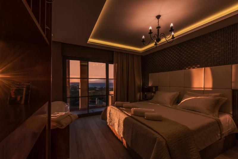 Elegance  Luxury Executive Suites - Oda
